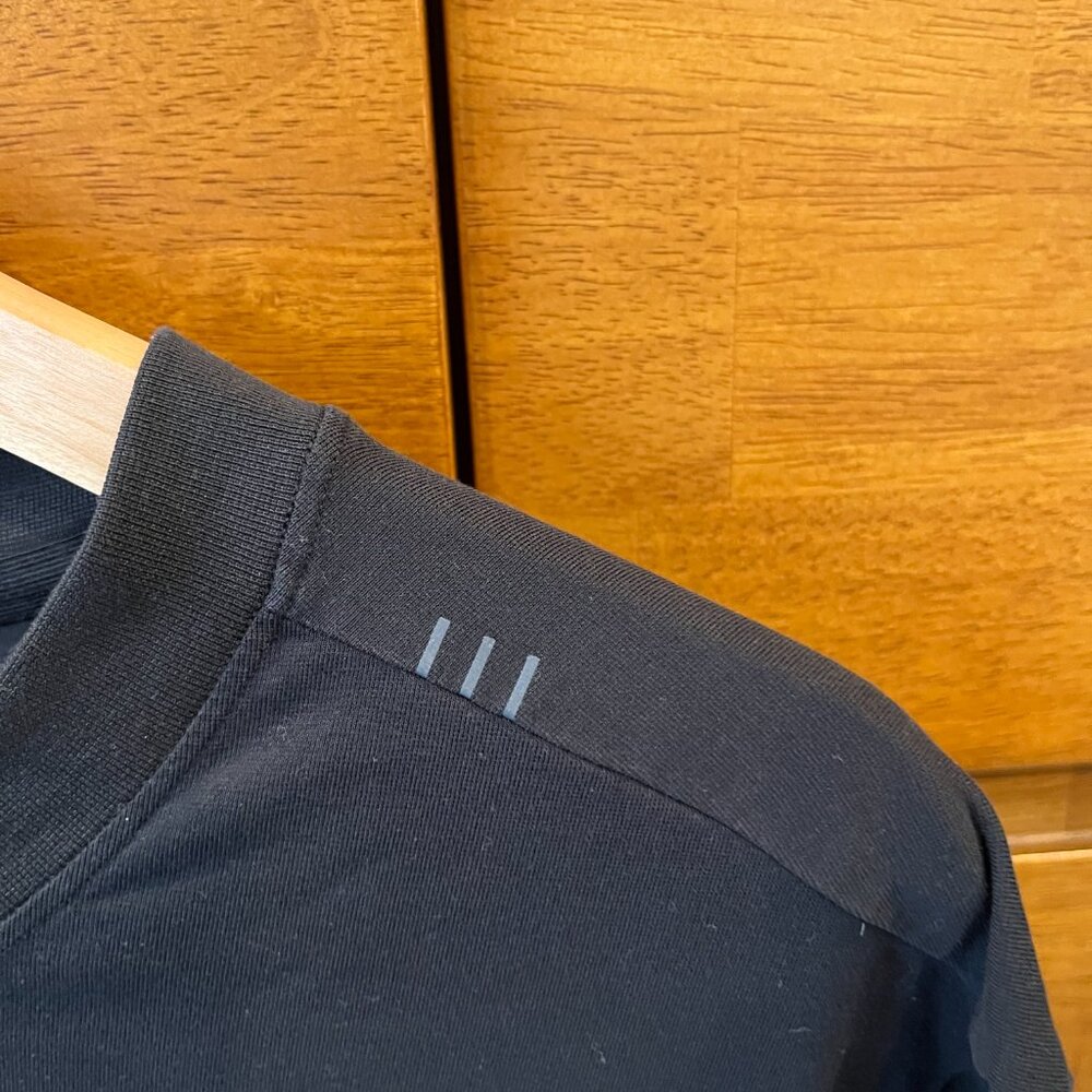 Lululemon Zeroed In T - image 2